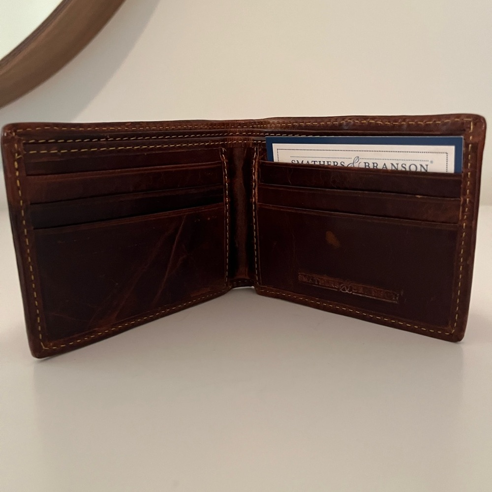 NWT Red and Blue Striped Smathers & Branson Wallet - Picture 2 of 3